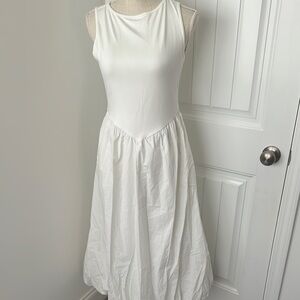 Gorgeous Elegant White Sleeveless Dress with bubble hem